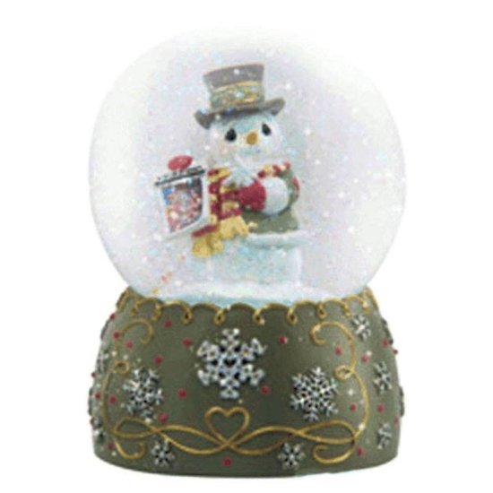 A Star is Born Snowman Musical Water Globe Figurine - Click Image to Close