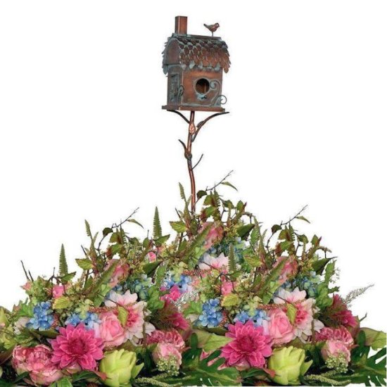 Birdhouse on a Garden Stake with Chimney - Click Image to Close
